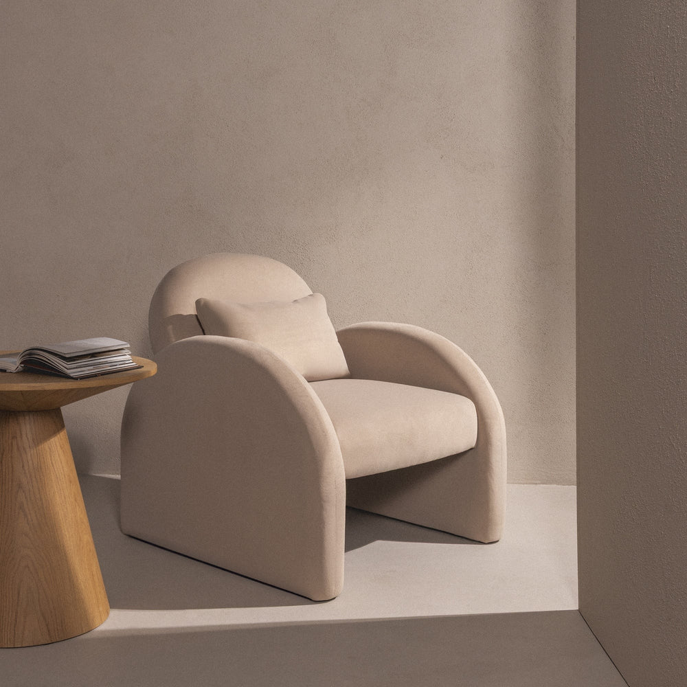 LISSE armchair, good condition, sand