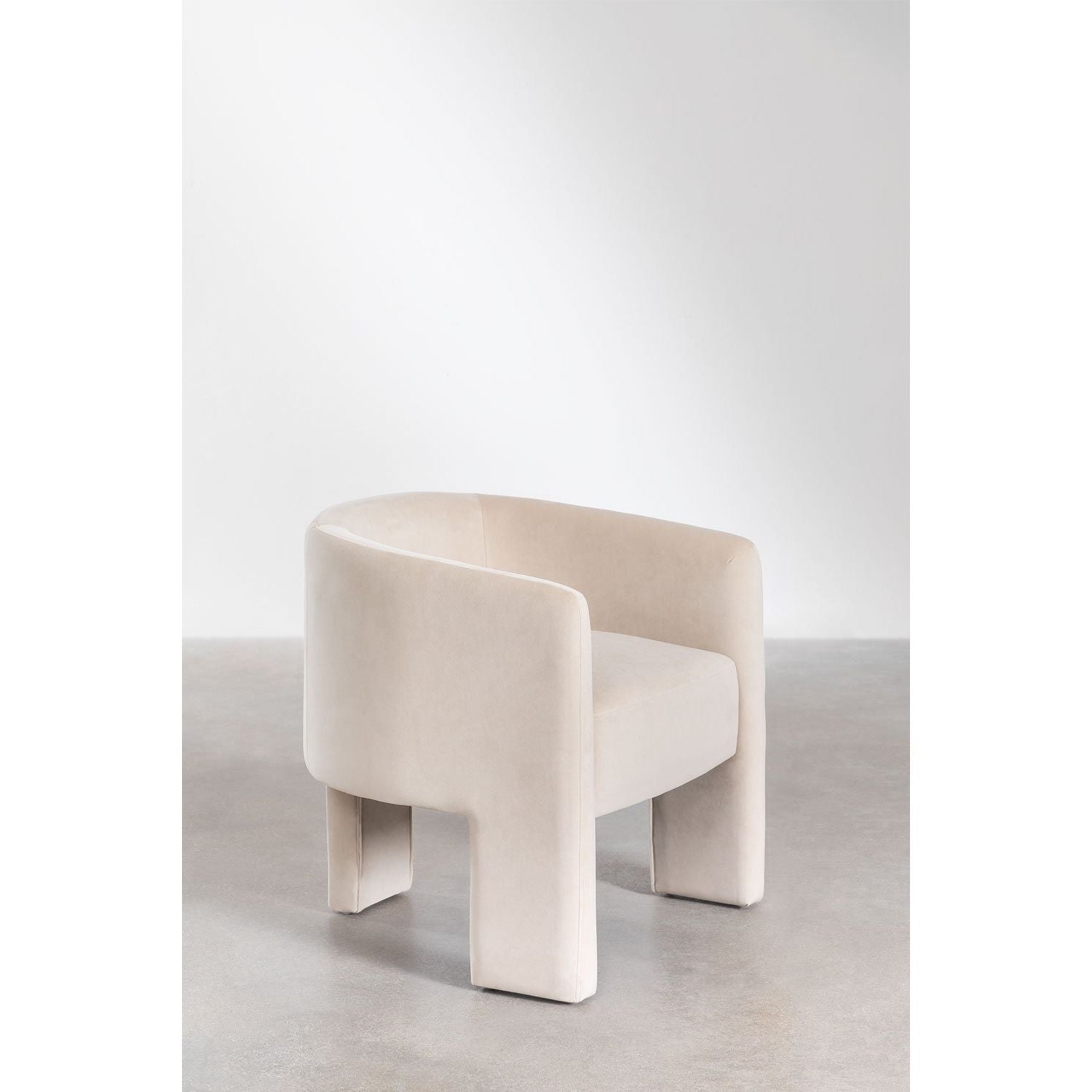 Aksominis fotelis KASTIA, natūralus