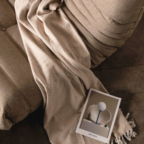 Fotelis FUJI su pakoja