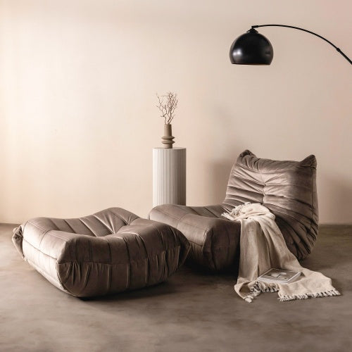 Fotelis FUJI su pakoja, ruda