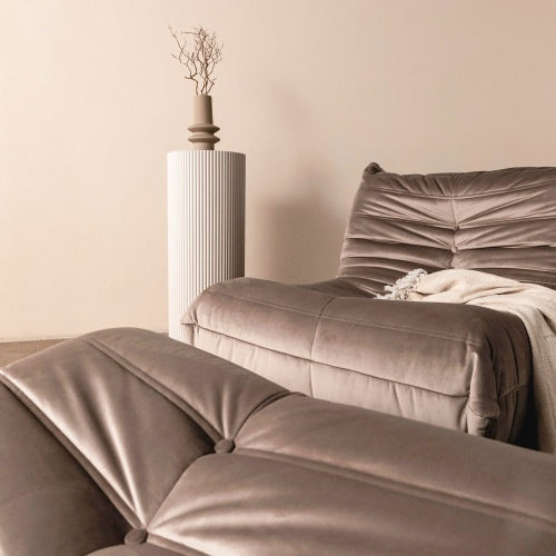 Fotelis FUJI su pakoja, ruda