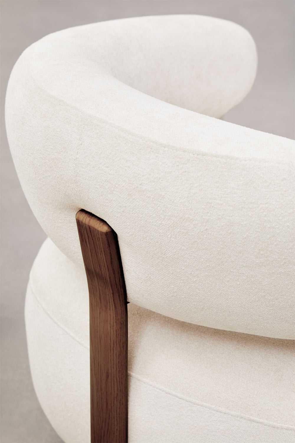 Fotelis JOLIE, tamsiai rudas