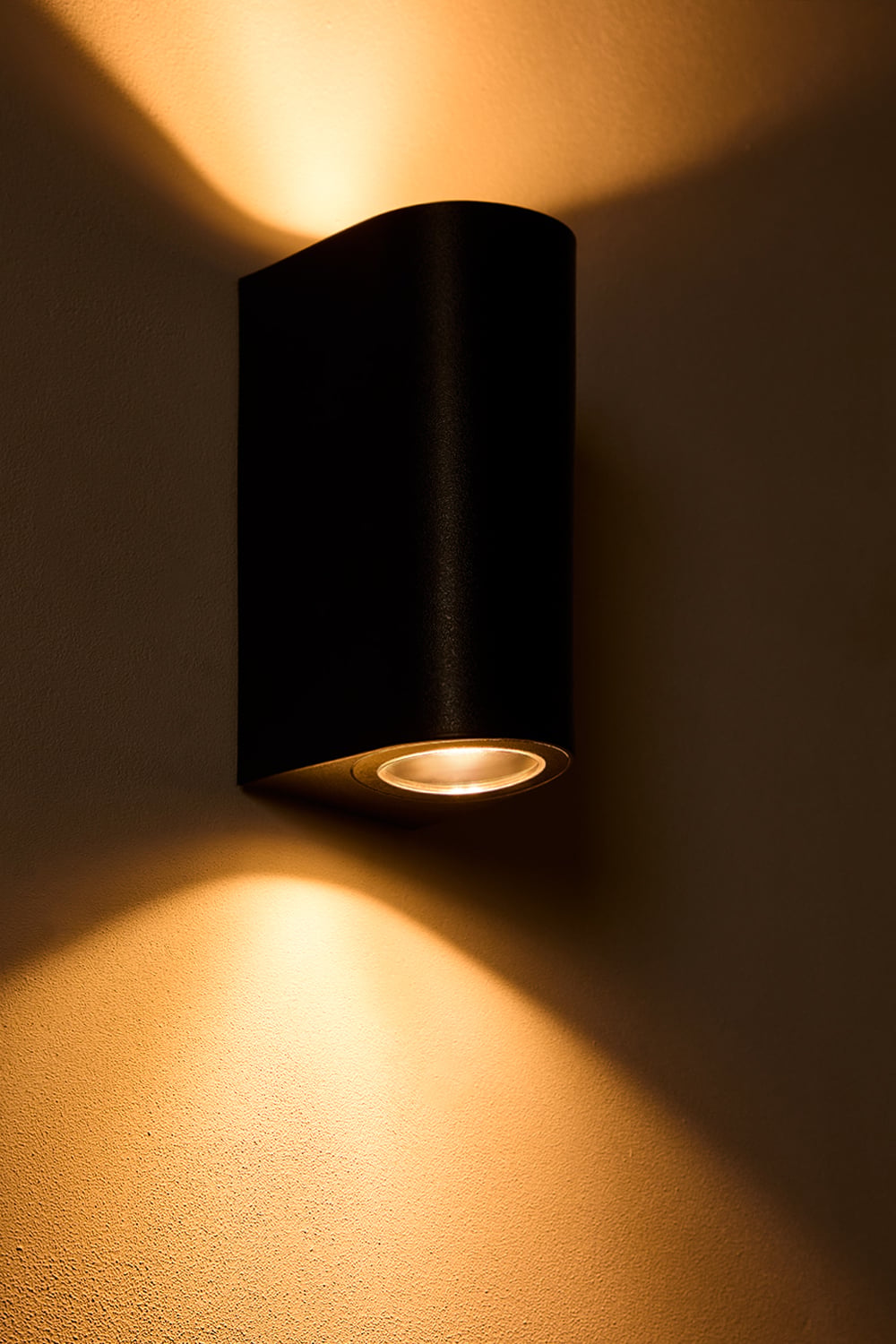 Āra sienas lampa XILVEN, melna, divpusēja