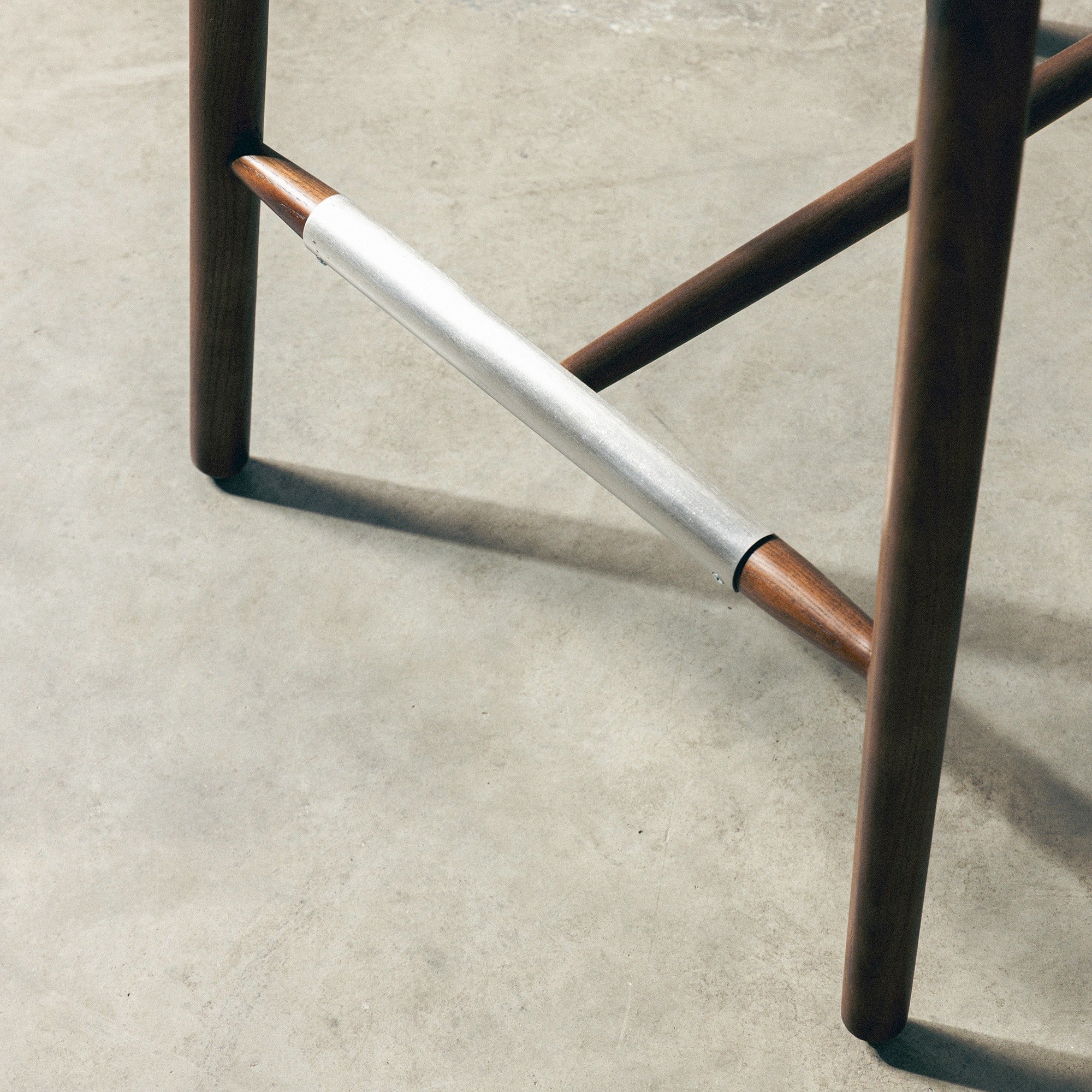 Bar stool JARDIN, sand/brown ash