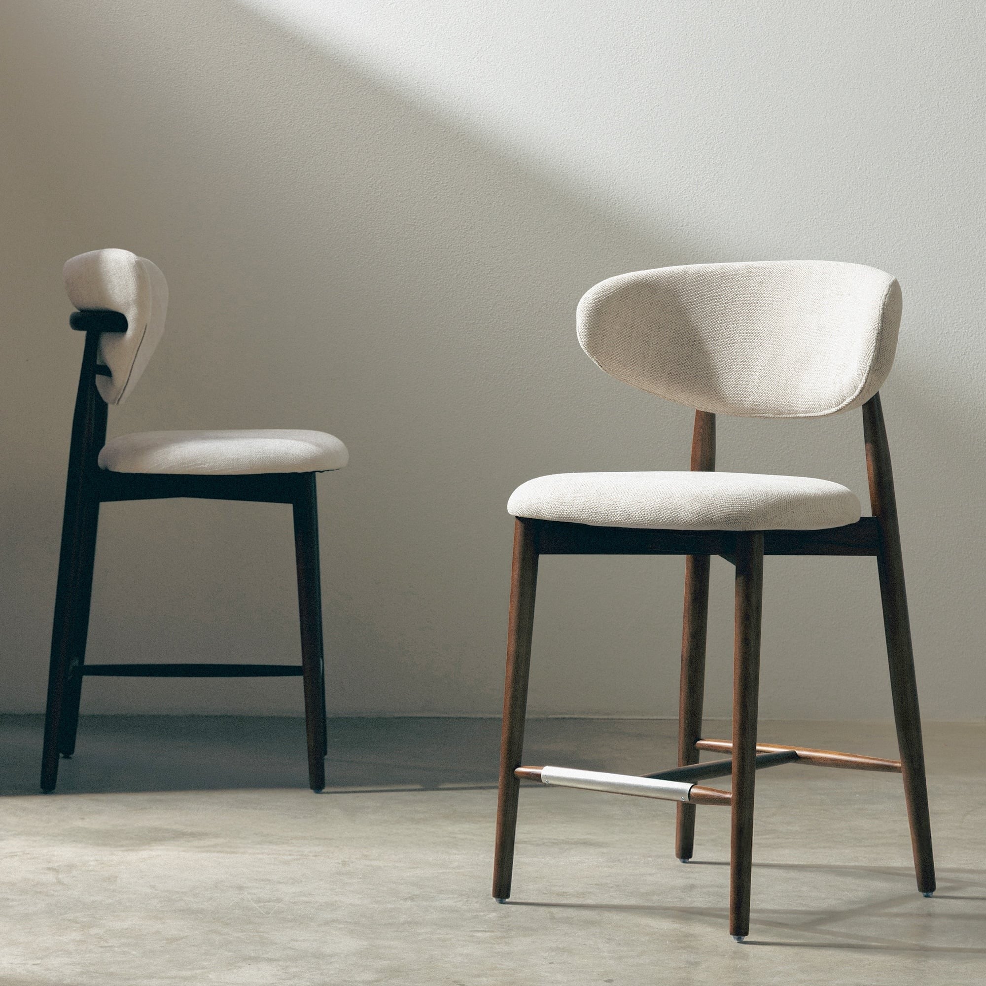 Bar stool JARDIN, sand/brown ash