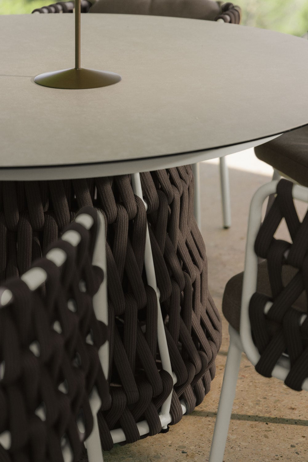 Outdoor table TEVARY, round, ceramic, white
