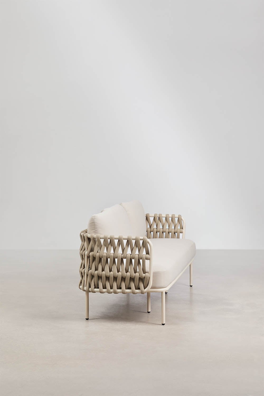 Lauko sofa TEVARY, trivietė, pinto dizaino, kreminė