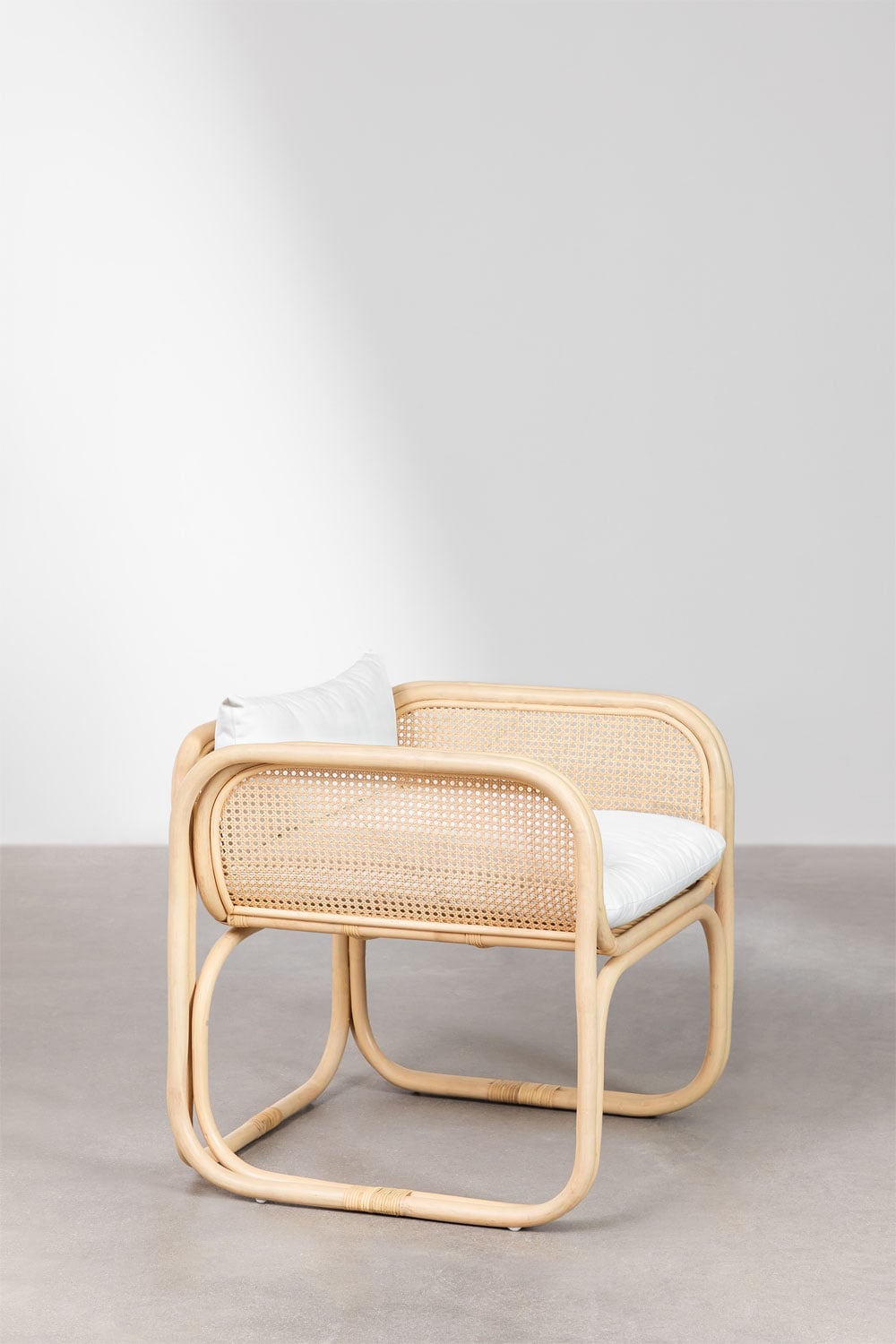 WILBERT outdoor armchair, rattan, honey