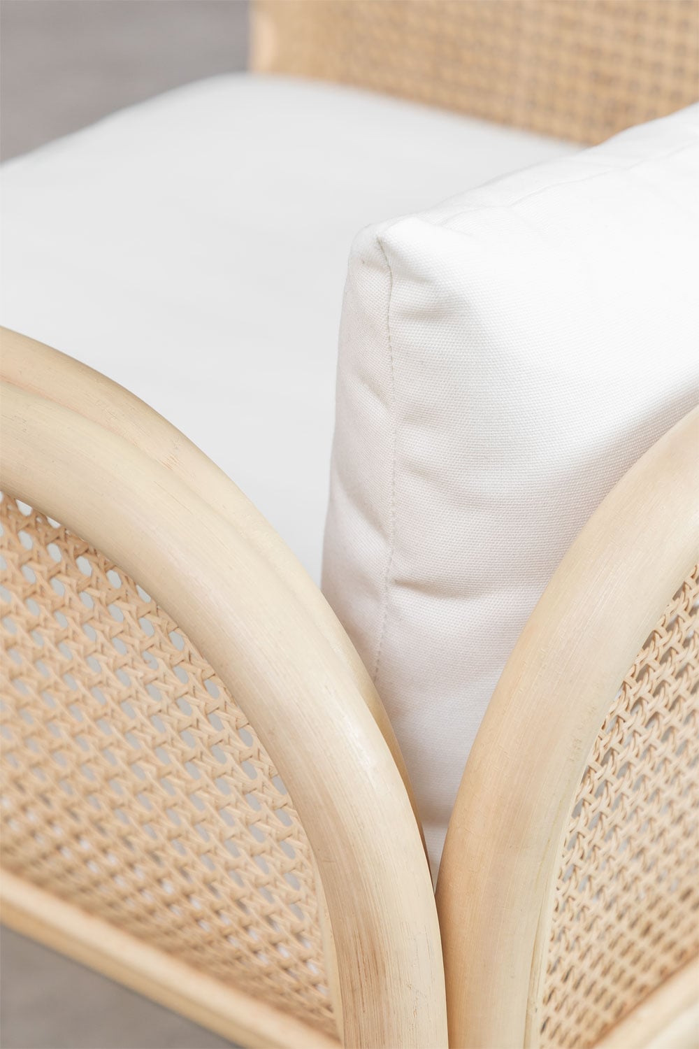 WILBERT outdoor armchair, rattan, honey