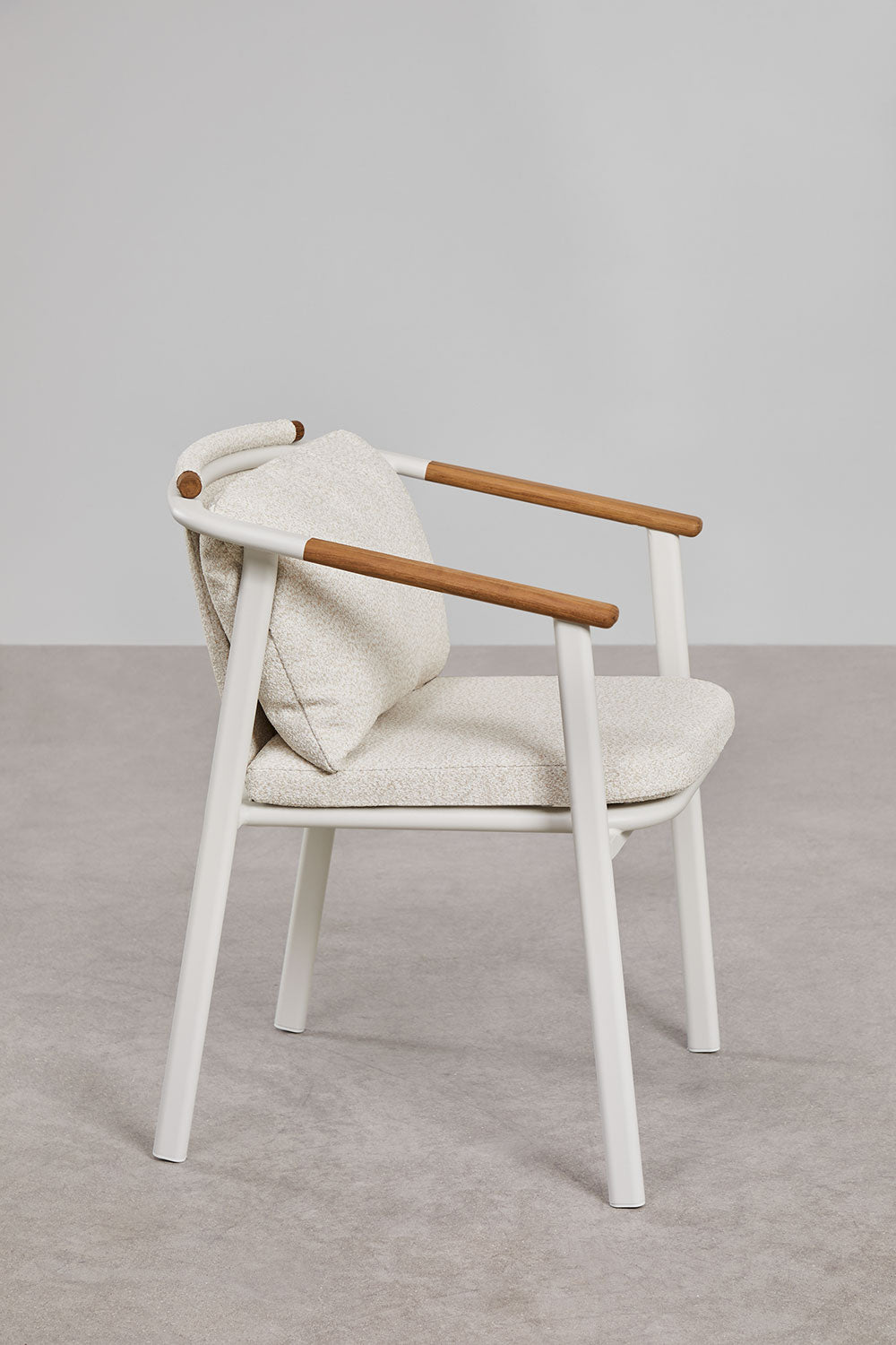 Chair KOMPAKTO with armrests