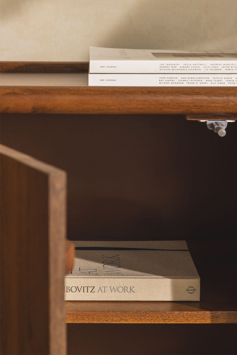 GRUEA mango wood chest of drawers