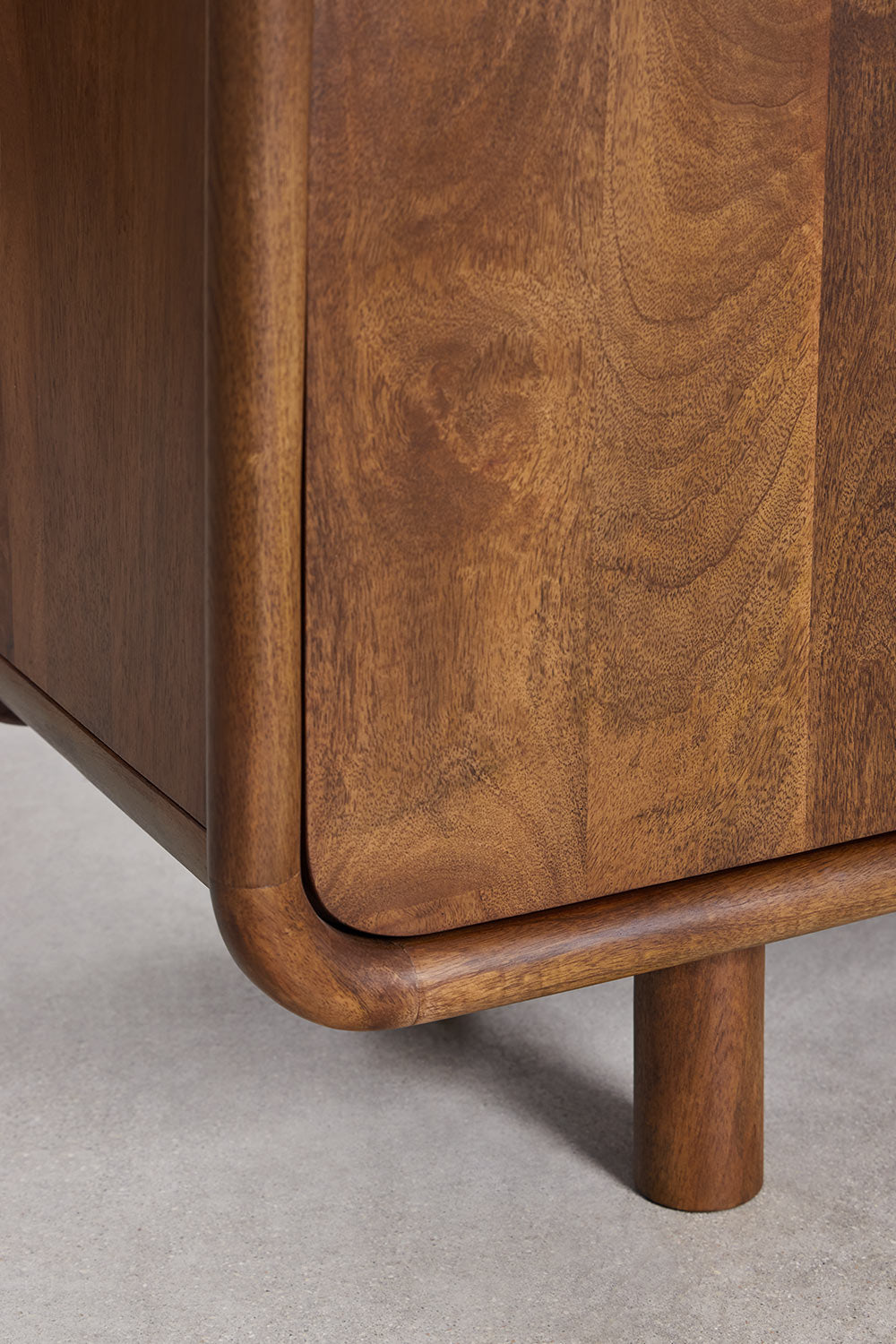 GRUEA mango wood chest of drawers