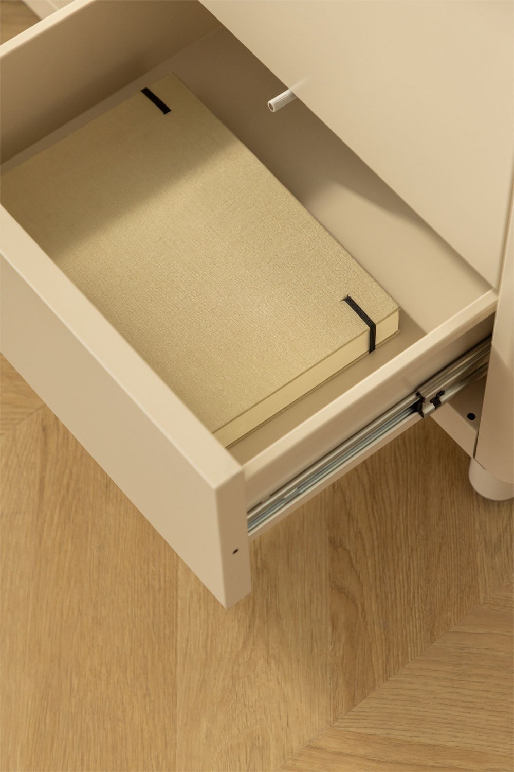 Plieninė komoda MVITALEA, plieno