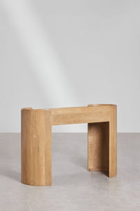 Medinė konsolė su dviem stalčiais | namuideja.lt | modernaus dizaino baldas