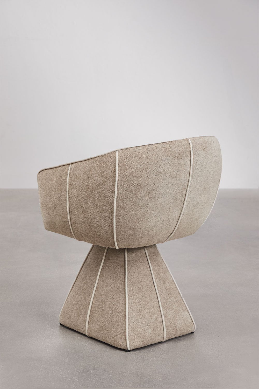 Valgomojo kėdė TALLIN, rudos spalvos