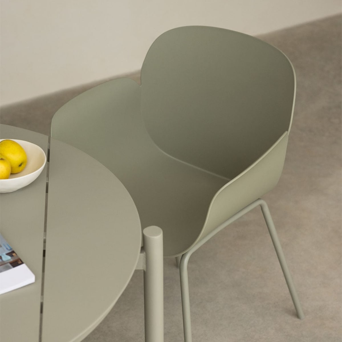 Outdoor chair BOKA, bamboo green