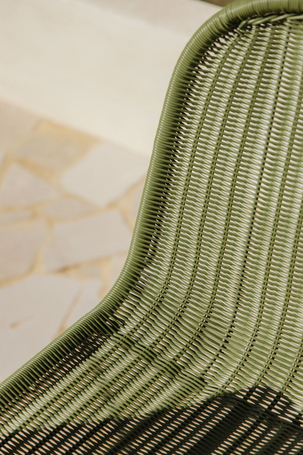 Outdoor chair ALTANO without armrests, olive green
