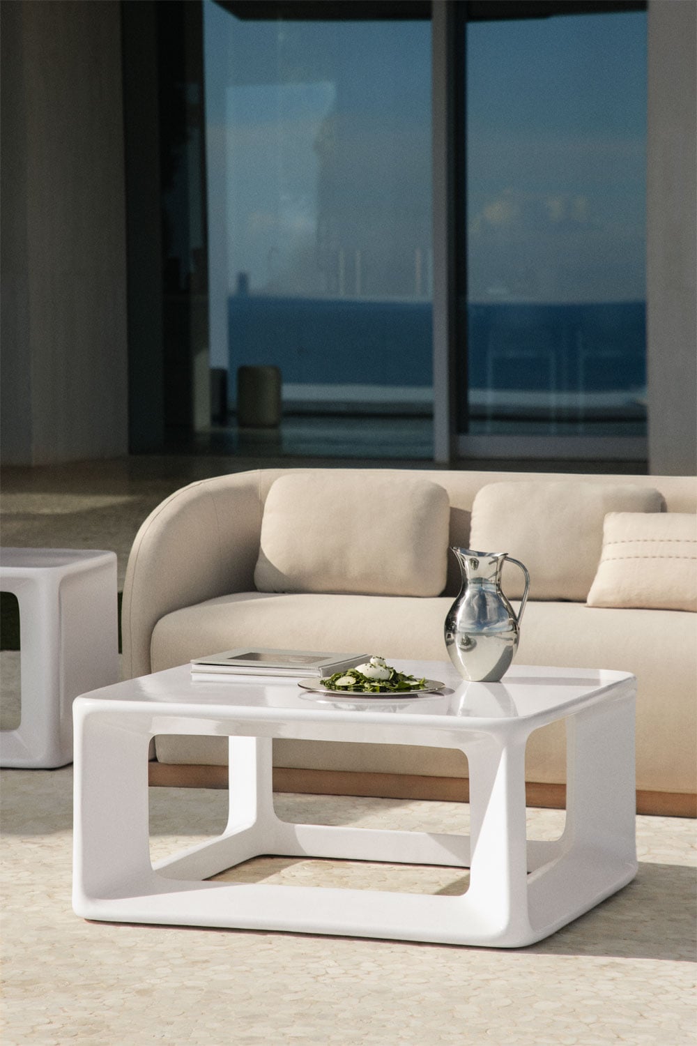 Coffee table KUBIKO, concrete, white