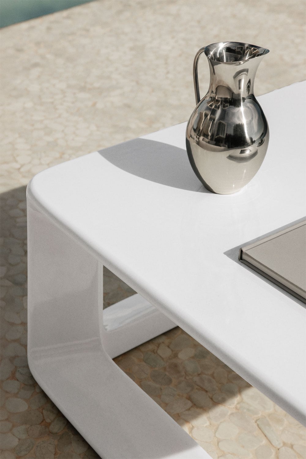 Coffee table KUBIKO, concrete, white