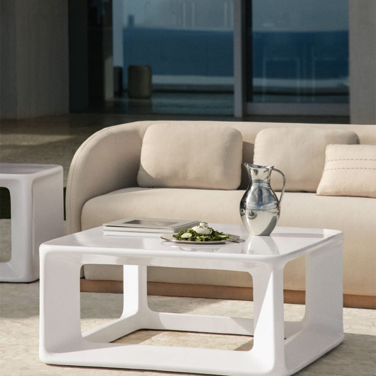 Coffee table KUBIKO, concrete, white