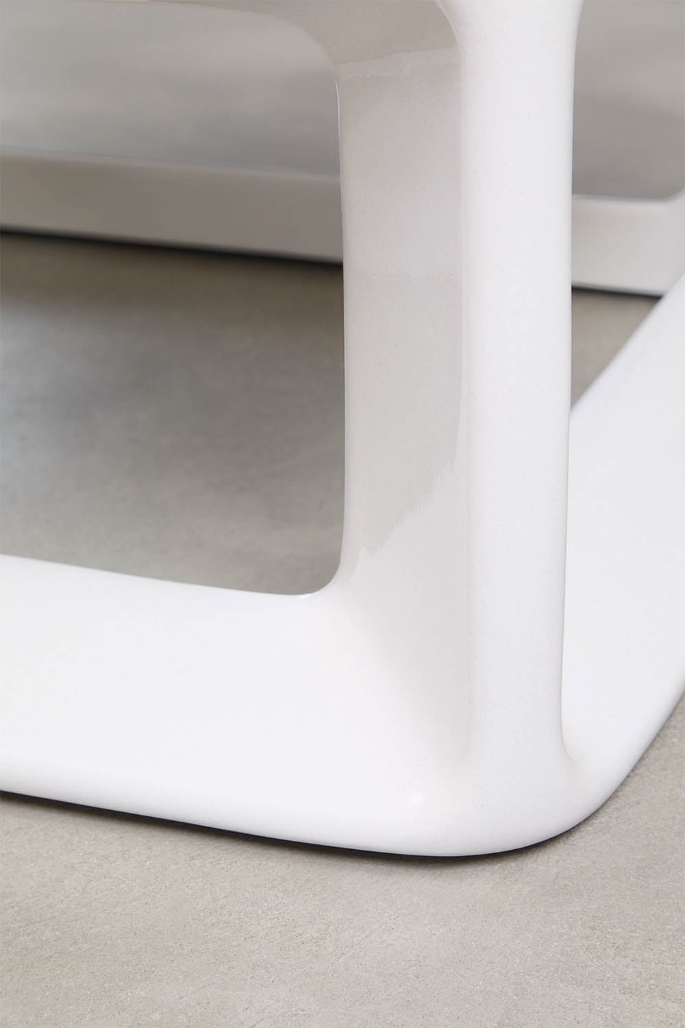 Coffee table KUBIKO, concrete, white