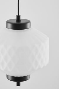 Pakabinamas LED šviestuvas NESARA, juoda
