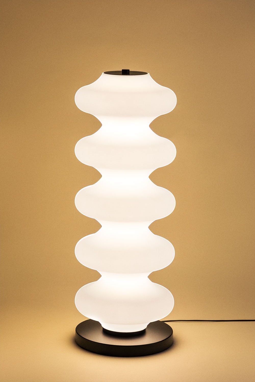 LED lempa DZEJNA balta atspalvio detalė