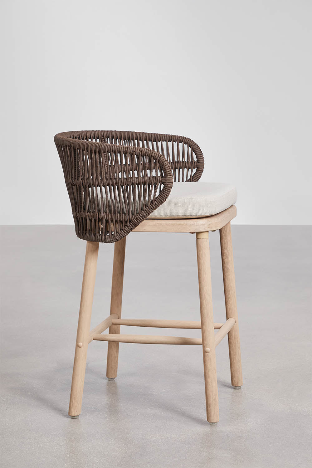 Lauko baro kėdė CORAL, akacija, šokoladinė, 65 cm