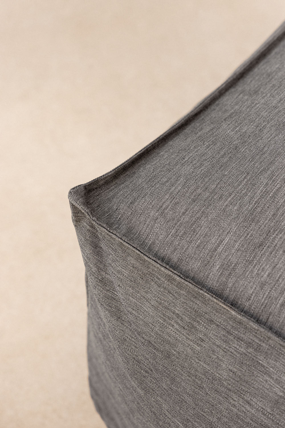 Outdoor lounge chair VELVA, granite grey