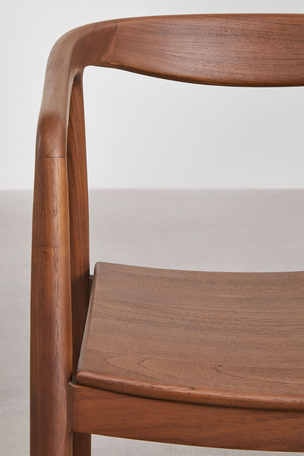 Outdoor chair TIKARO, dark teak (2 variants)