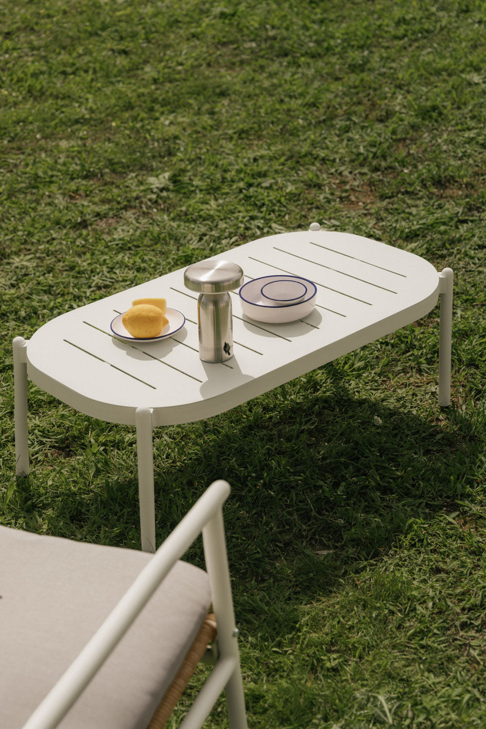 RATTAN outdoor set, armchairs and table, white