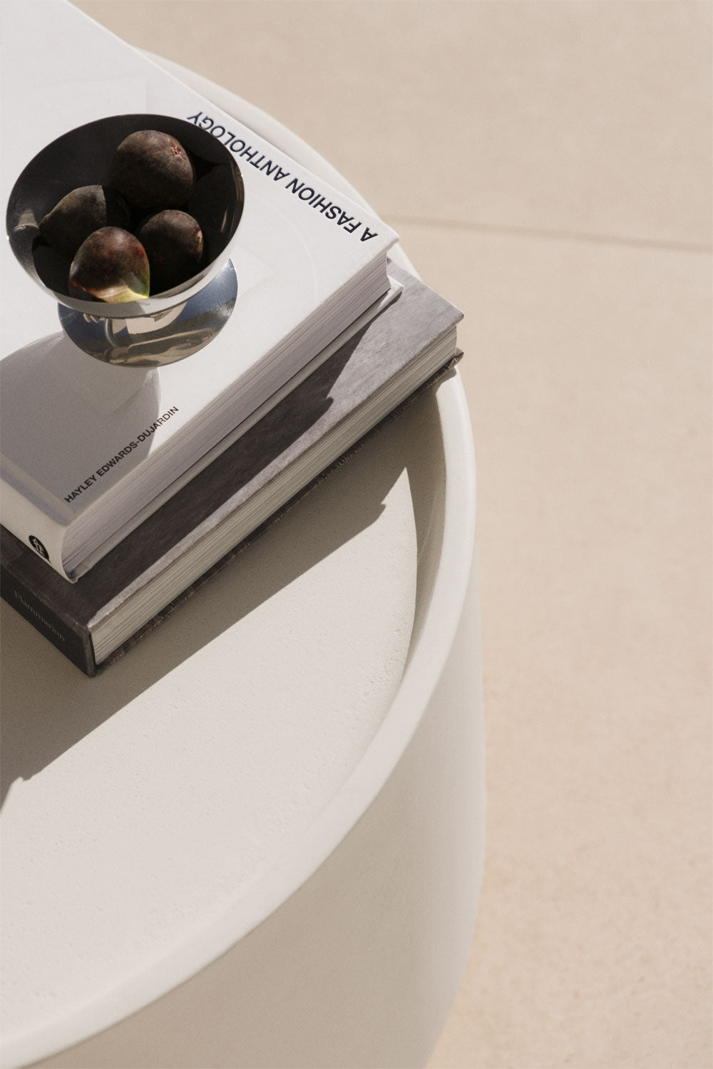 Outdoor umbrella base CIMENTO, 60 cm, white