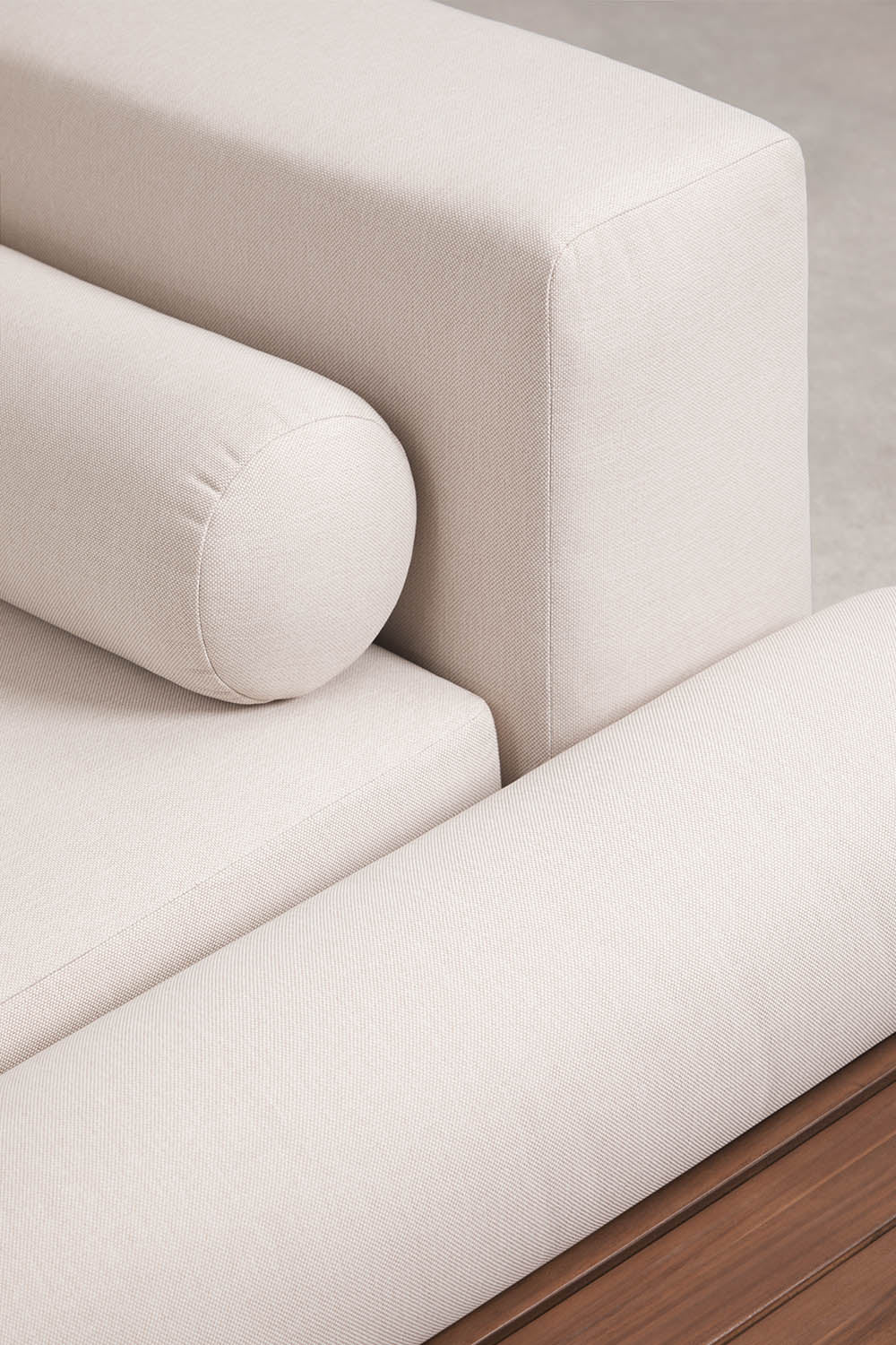 Lauko sofa KORKO su kampu ir šoniniu staliuku, 4 dalys, akacija