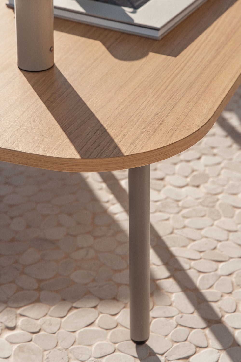 Outdoor table ZUNIKA, oval, mocha brown