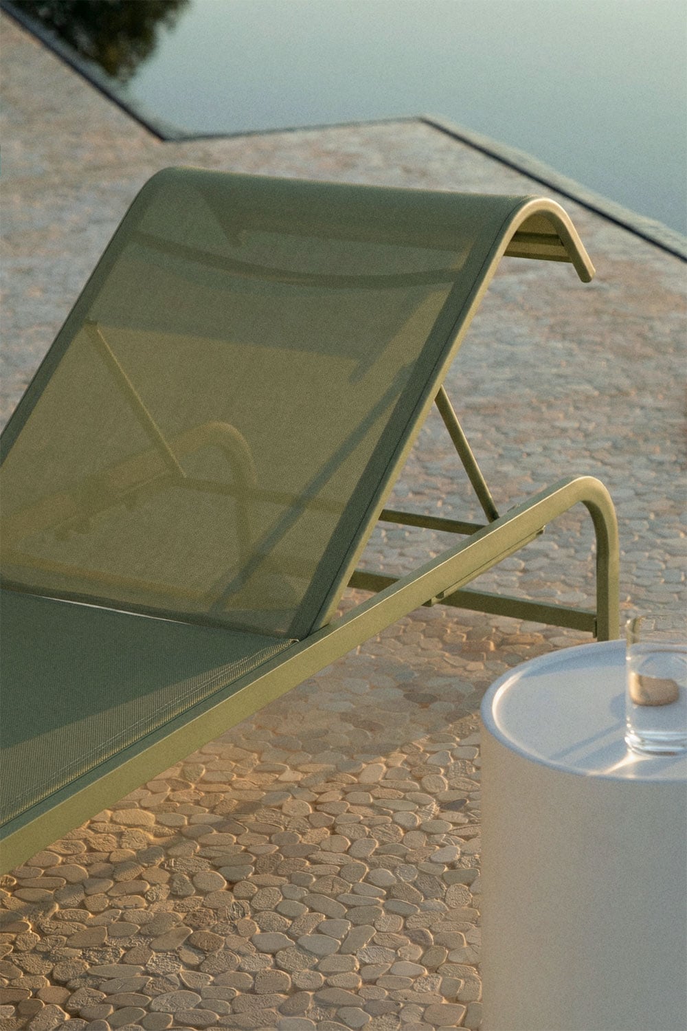 Adjustable Lounger SOLENTO, Olive Green