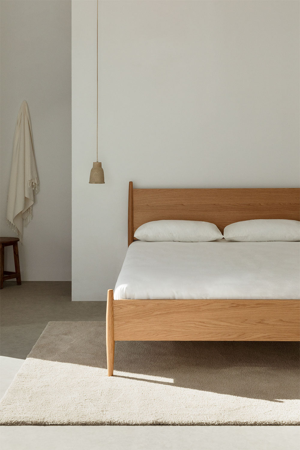 ANDIRA bed