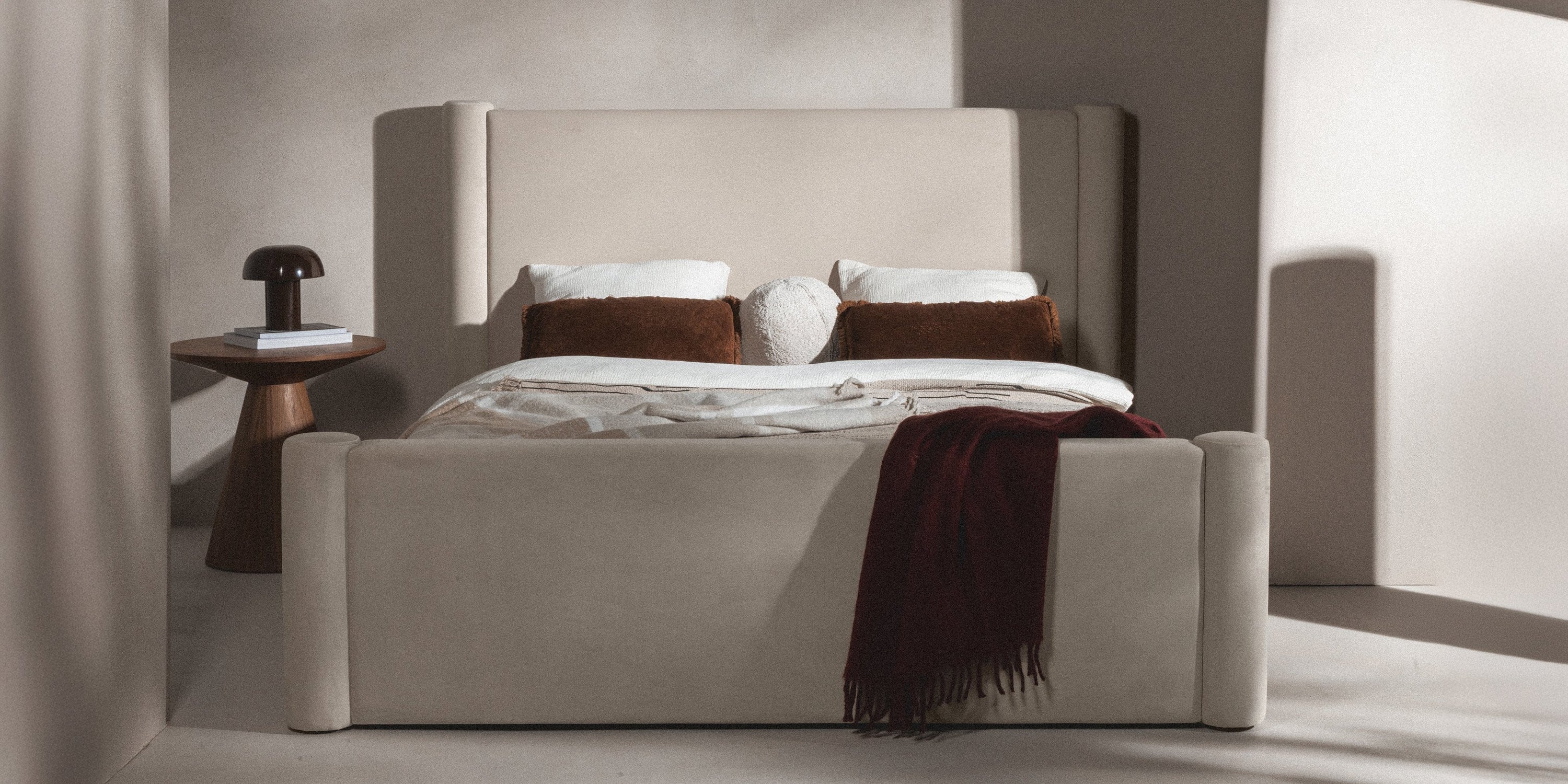 Lova CORDON, 160x200 cm, veliūras, grotelės, smėlinė