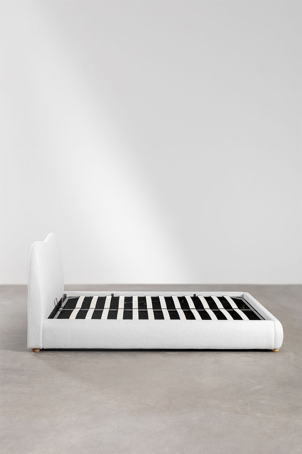 Lova WANSELET, dramblio 220 cm III