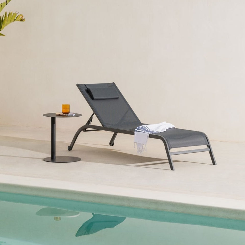 Outdoor lounger THERYS, graphite grey
