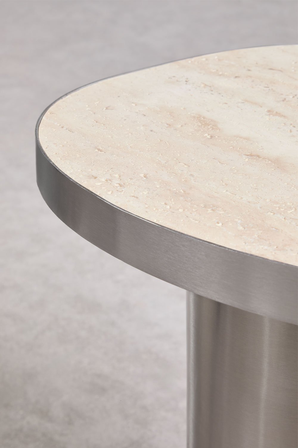 Pagalbinis staliukas CALEARA metalinės konstrukcijos detalė