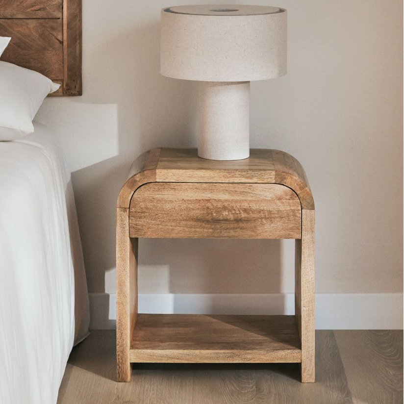 Naktinė spintelė JARAINO 45x30 cm, mango mediena ir MDF