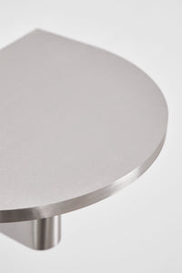 Pakabinamas naktinis staliukas LUNIURA modernus sprendimas mažam miegamajam