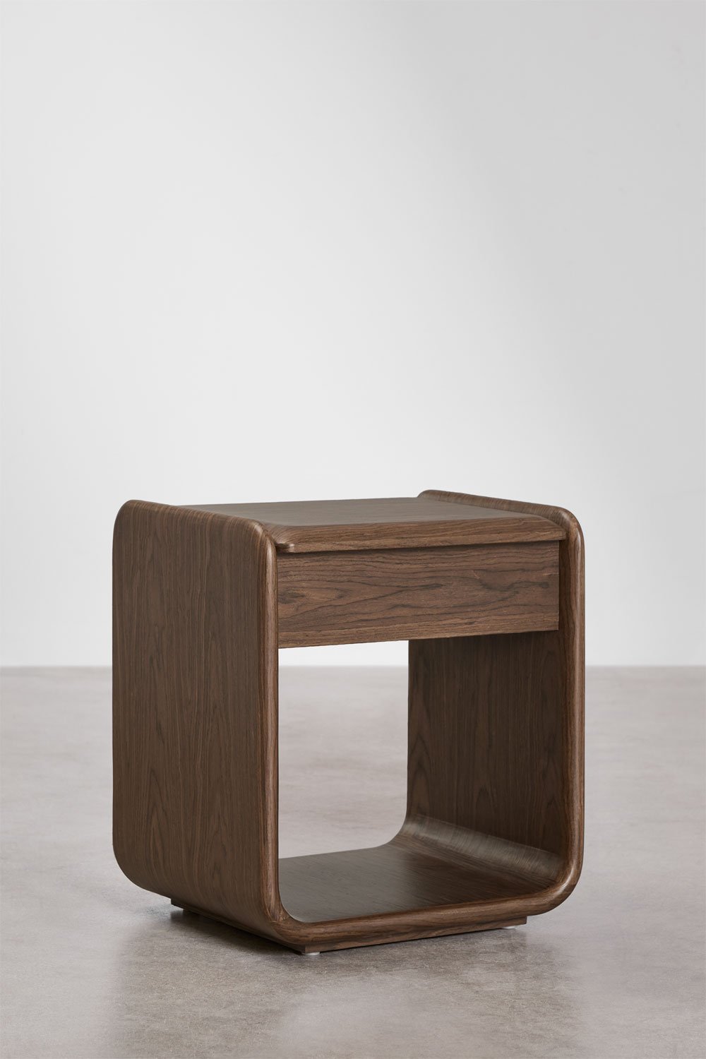 Universali naktinė spintelė KOREARA 50x40 cm moderniame miegamajame