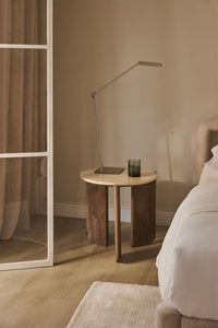 Naktinis staliukas CALOARO apvalus naktinis staliukas o50 cm su natūralaus akmens stalviršiu