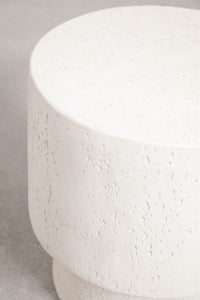 Naktinis staliukas NORUIRO cemento tekstūros detalė iš arti