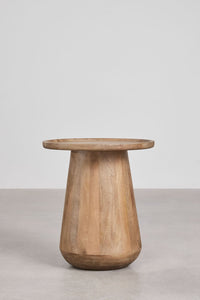 Naktinis staliukas MARAARO medienos tekstūra