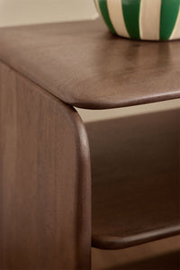 Minimalistinė naktinė spintelė MAROARO 40x30 cm ramiam miegamajam