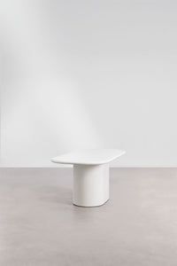 Valgomojo stalas KOREENA stalviršio paviršiaus detalė iš arti