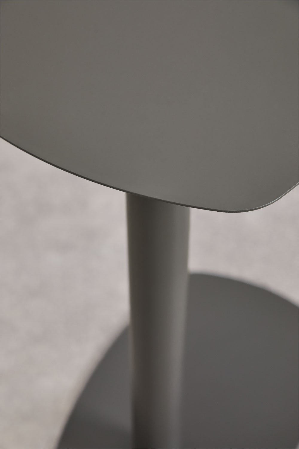 Šoninis staliukas OLUARA