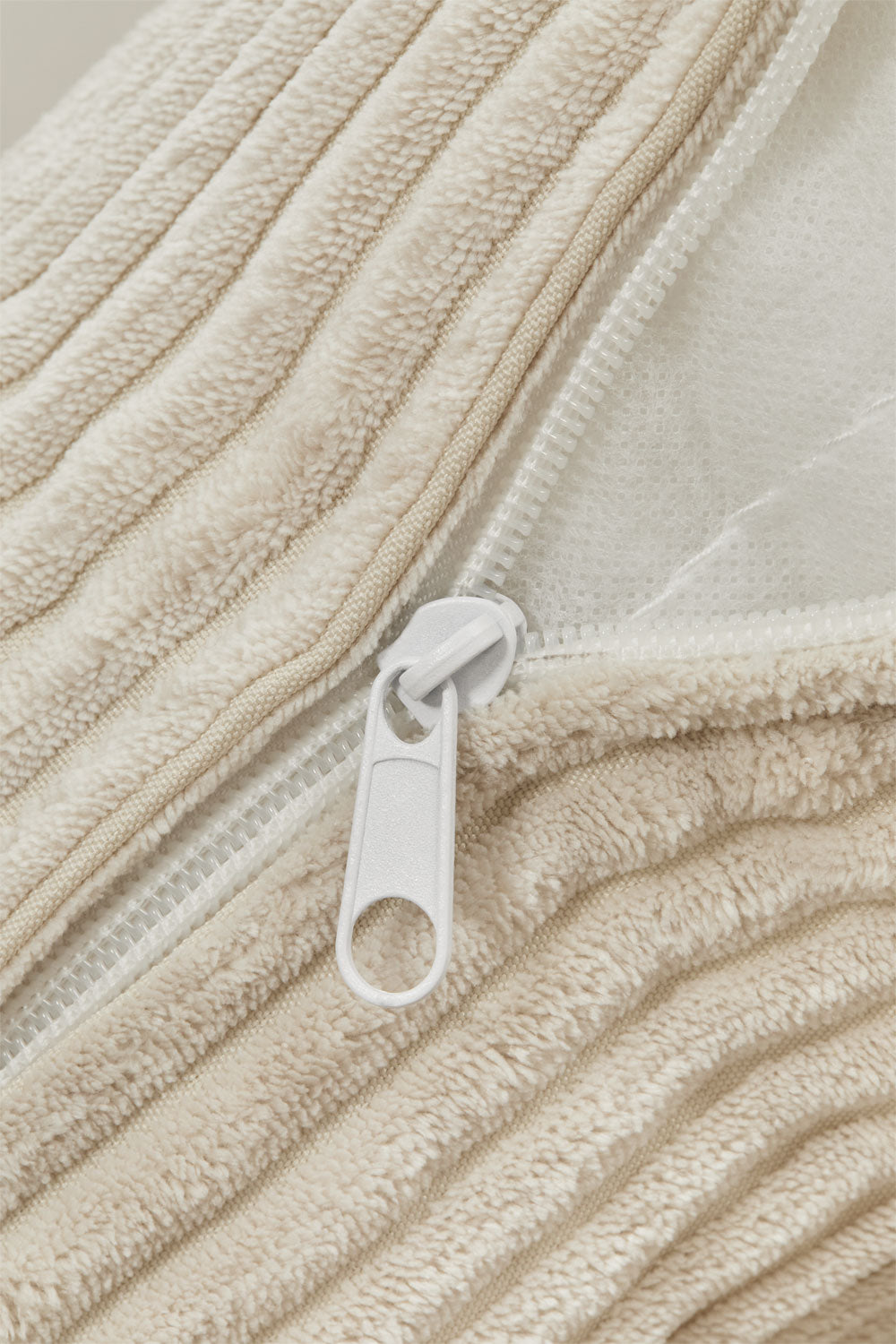 Modulinė sofa TEMPLENA – paviršiaus detalė